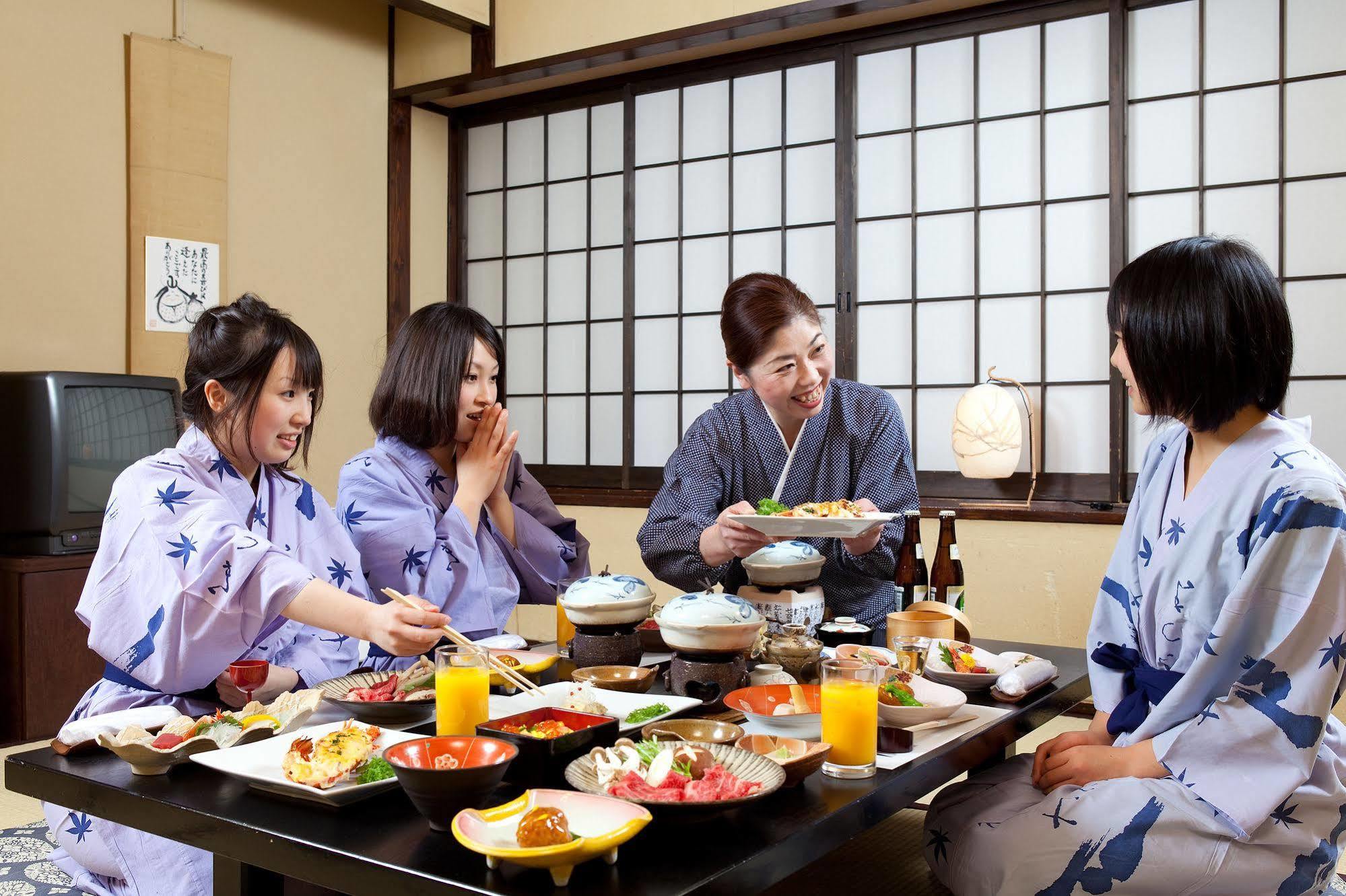 Tabi No Yado Satsuki Hotel Hita Buitenkant foto